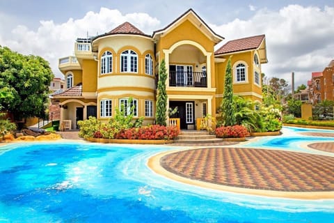 Luxury Apartments