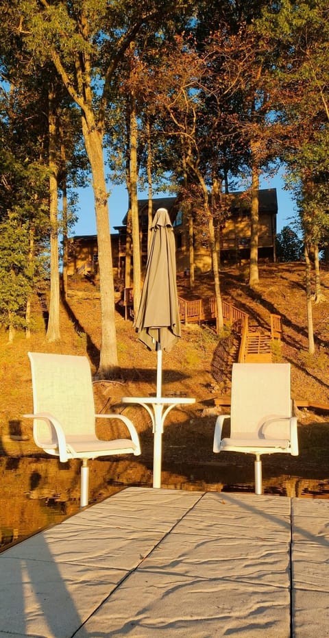 Wait! Yes, it does. Come sit here and enjoy the view!