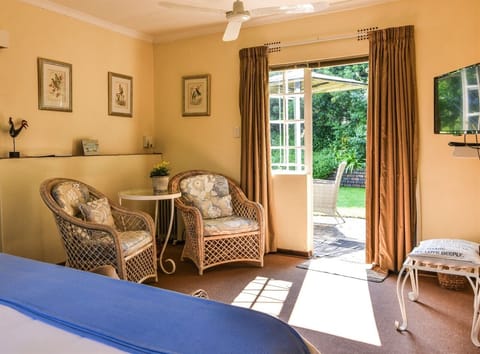 House, Terrace, Garden View | Living area