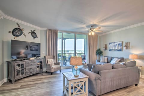 Pensacola Vacation Rental | 3BR | 2BA | 7th-Floor Condo w/ Elevator Access