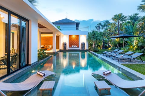 Exclusive Villa, 4 Bedrooms | Private pool
