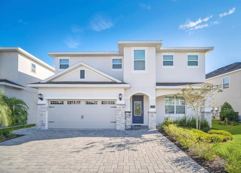 1-web-or-mls-7673-fairfax-dr(2)
