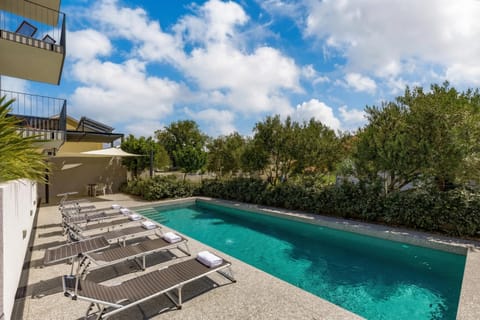 Shared pool