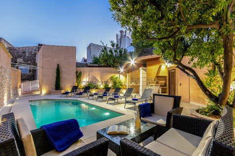 Beautiful house with pool