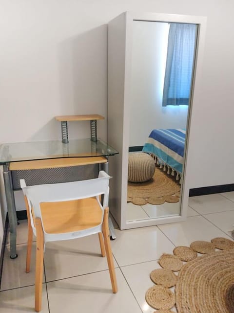 Standard Room, 1 Queen Bed | Down comforters, WiFi, bed sheets