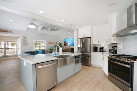 Azul Paradise has a well-stocked kitchen for cooking in