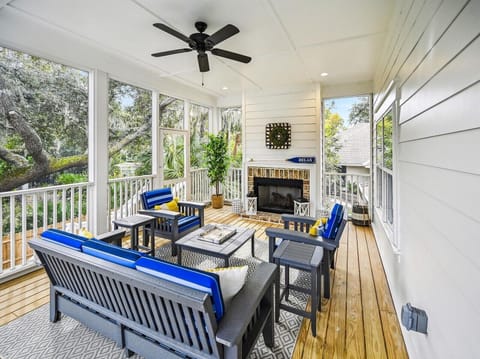 Welcome to 32 Firethorn!