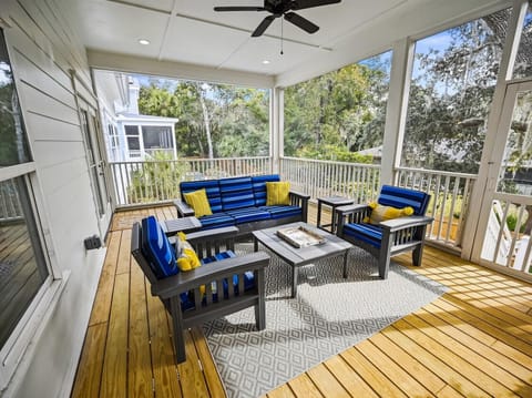 Screened Porch Overlooks Pool at 32 Firethorn