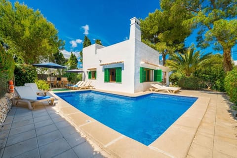 Beautiful villa with private pool and terrace