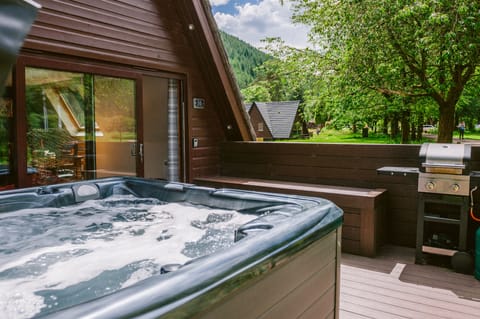 Cabin, Private Bathroom, Lake View (Hot Tub) | Spa | Steam room