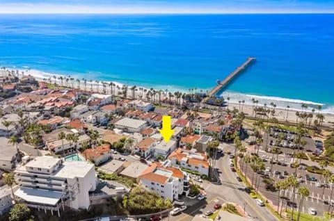 Casa Capistrano is perfectly located away from the chaos of the pier but a 2-min walk to everything :)