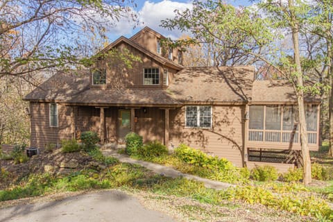 Welcome to Valleywood Villa, your perfect retreat for your next Galena Country getaway.