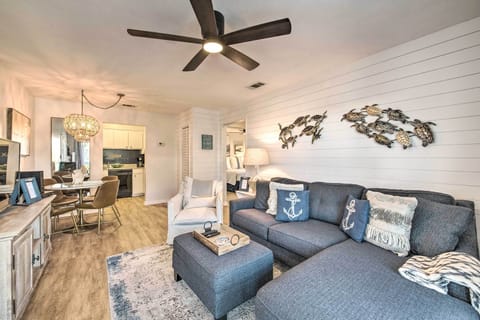 Panama City Beach Vacation Rental | 2BR | 1BA | 620 Sq Ft | Stairs Required