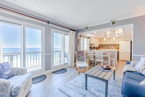 Welcome to Beachy King @ Pinnacle Port, this 2 bedroom 2.5 bath condo sleeps 6.