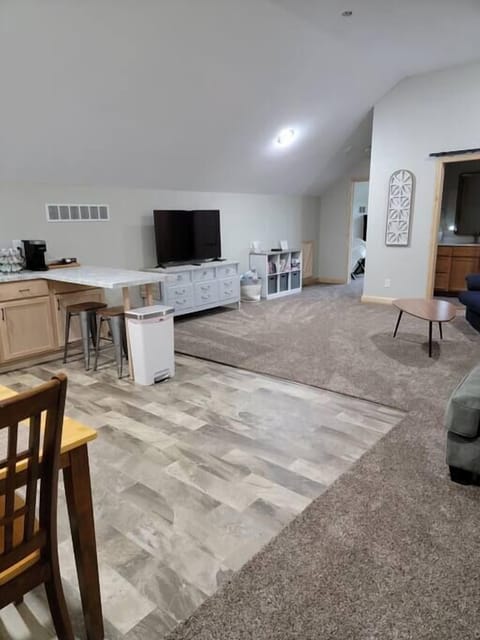 Living Area/Kitchenette