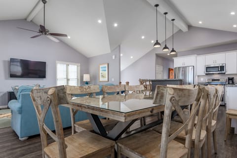 3rd Floor Open Floor Plan