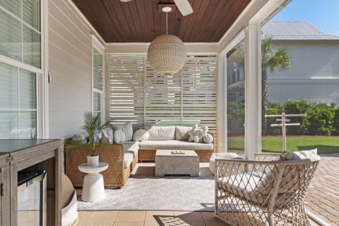 Screened in Porch