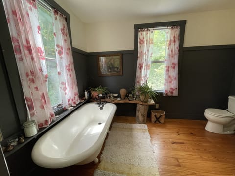 clawfoot tub upstairs