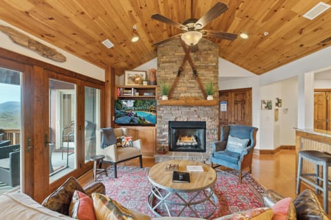 Living Room--- Cozy Fireplace and TV