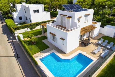 Beautiful villa with private pool and terrace