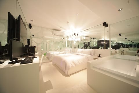 [No parking]Standard | Individually decorated, individually furnished, soundproofing, free WiFi