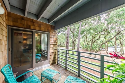 4470 Windswept deck
