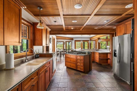 Fully equipped and perfect for entertaining