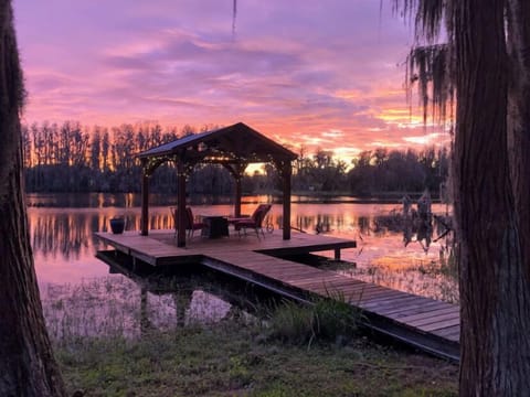Sunrise on Lake Gardenia