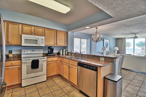 Fully stock Kitchen with ocean view