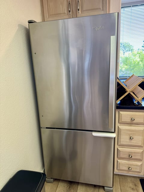 Full size refrigerator with bottom freezer