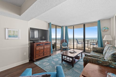 Welcome to Crescent Sands Of Windy Hill F4! Check out the spectacular views!