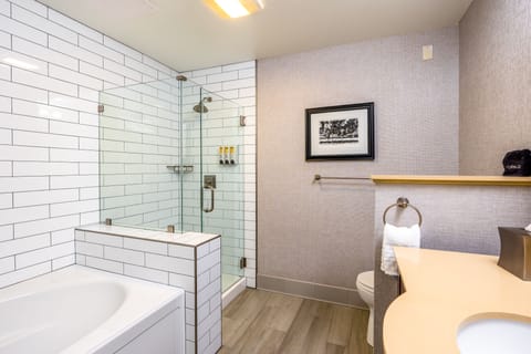 Standard Room, 2 Double Beds, Non Smoking, Refrigerator & Microwave (1st Floor) | Bathroom | Free toiletries, hair dryer, towels, soap