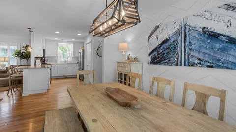 La Pointe Dining Area