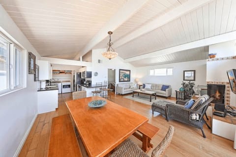 The open, bottom level floor plan is the perfect setup for family hangouts.
                