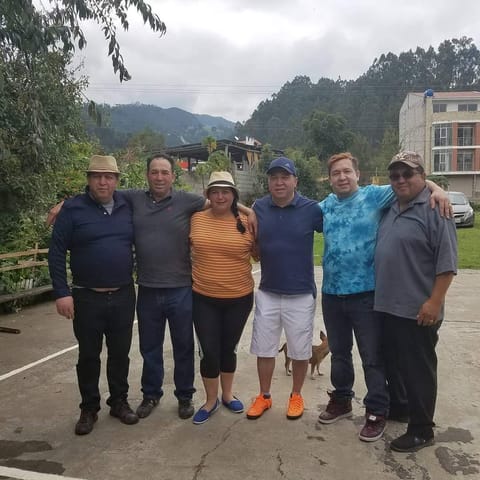 Familia
