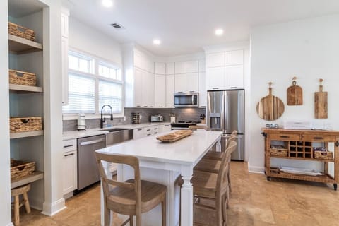 New Kitchen and appliances