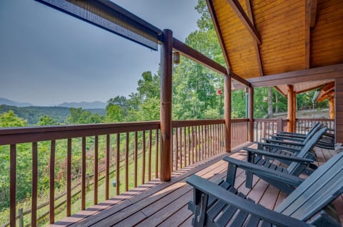 Views from all decks.