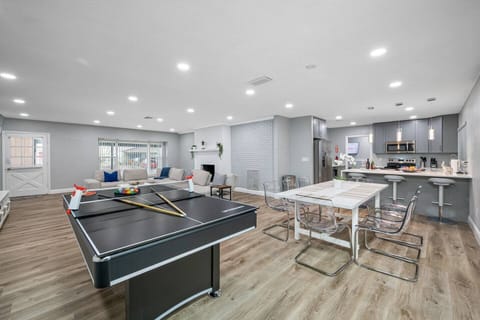 Are you competitive? Play great games with family while in this trip! Never get bored during your stay with us! Reserve the dates you like now!