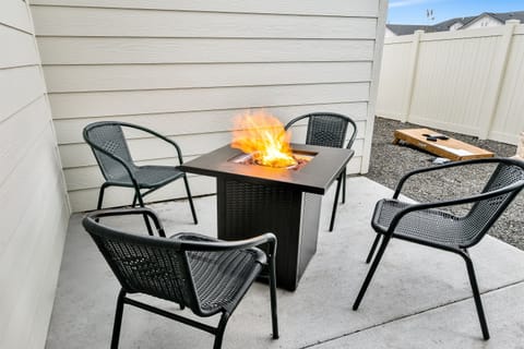 Propane firepit
