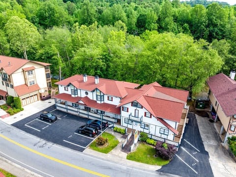 Alpine River Suites 502  - Upper floor