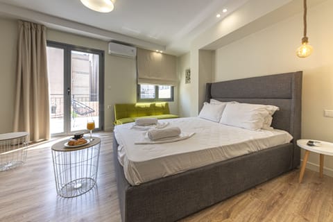 Panoramic Quadruple Room | Egyptian cotton sheets, premium bedding, Select Comfort beds