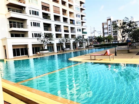 Condo, 1 Bedroom, Smoking, Balcony | Pool | Outdoor pool