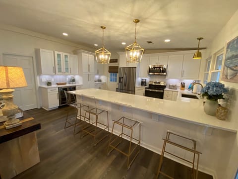 Main House - Kitchen