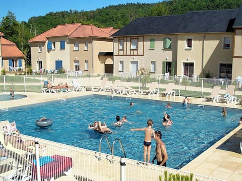 Holiday Home Swimming Pool