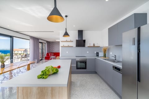 A fully equipped kitchen that has all the amenities you need for your culinary expertise