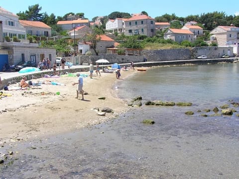 Apartment, 1 Bedroom, Smoking, Patio | Beach