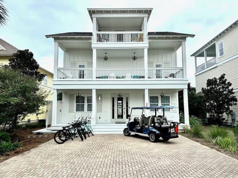 Front exterior
