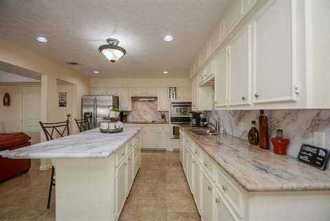beautiful open big kitchen space 