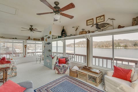 Sunrise Beach Vacation Rental | 2BR | 2BA | 1,100 Sq Ft | Stairs Required