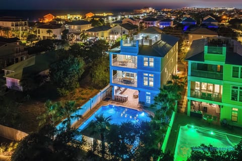 The Life Aquatic - Exterior View at Nighttime